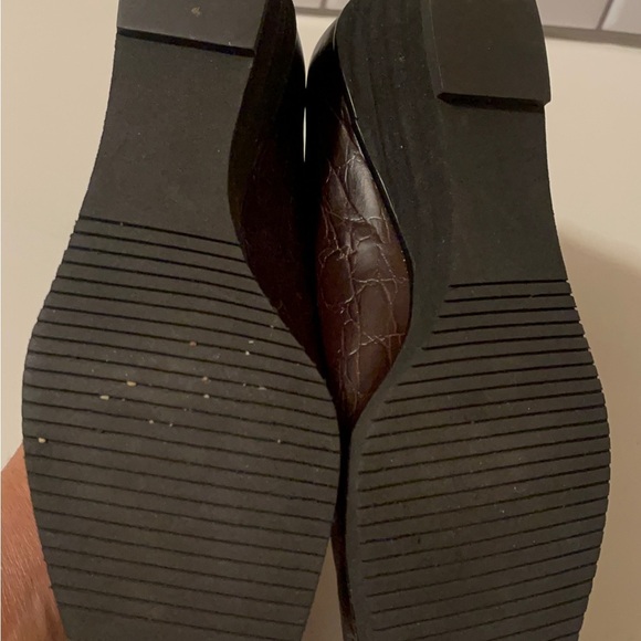 Salvatore Ferragamo lightweight brown shoes wedges heels,comfy gorgeous design. - Picture 9 of 11